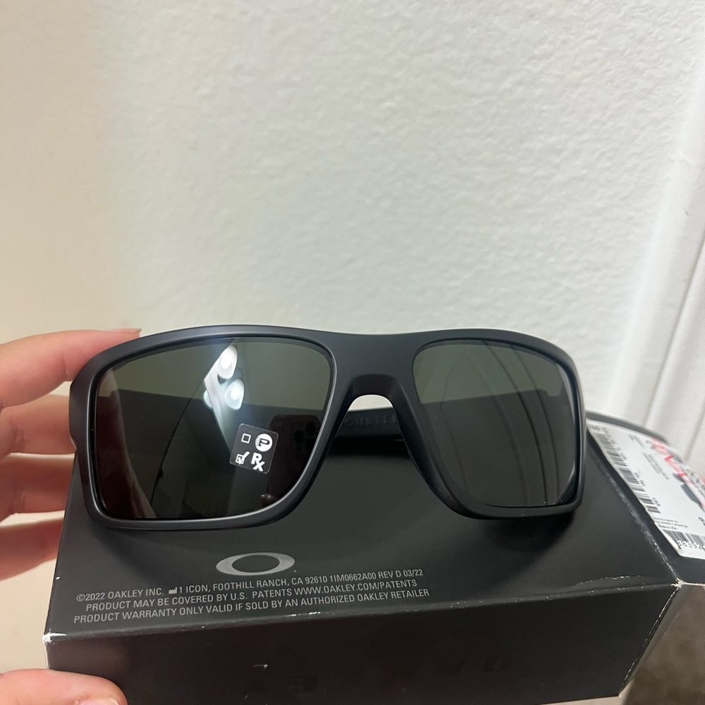 FLASH SALE***Oakley Double Edge Matte sunglasses